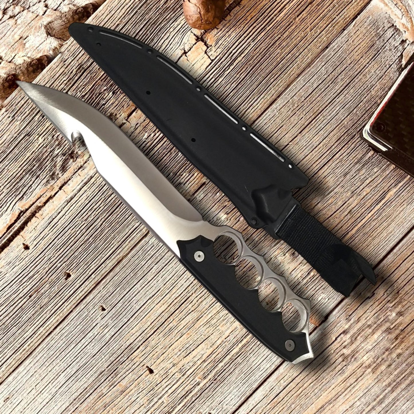 X10 Camping Knife with Knuckles  (2538)