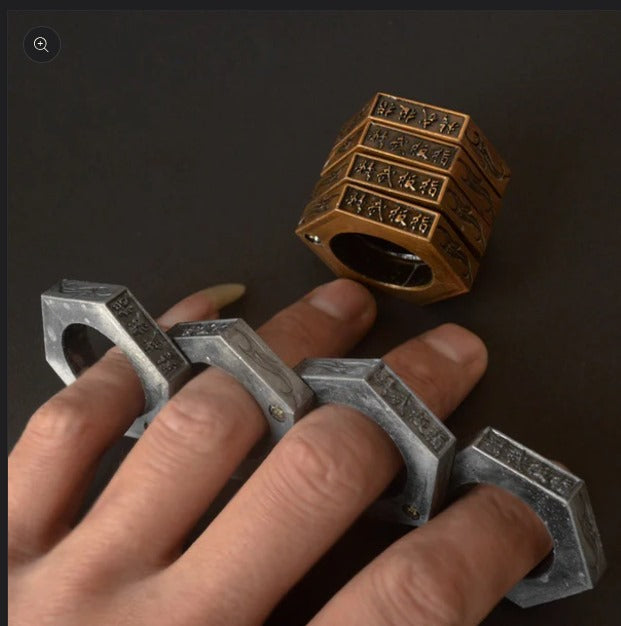 Royal Style Traditional Folding Pocket Knuckle (2989)